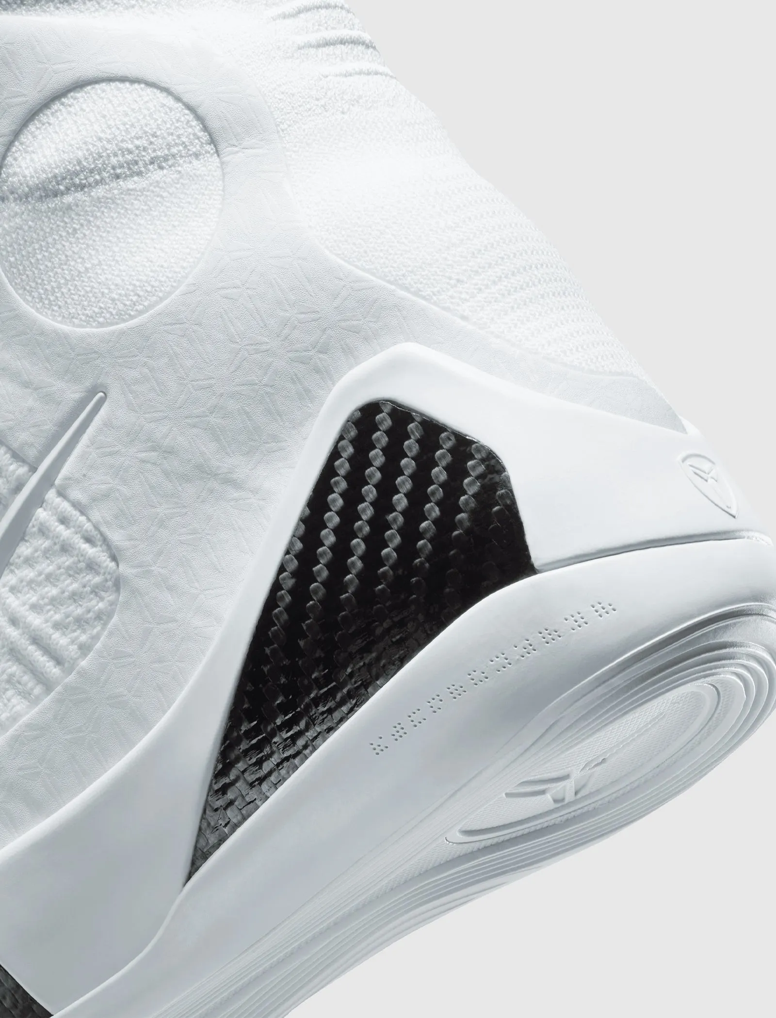 KOBE IX ELITE PROTRO HIGH "WHITE"