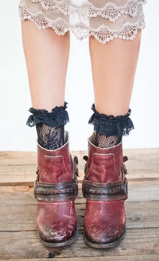 Lace Ankle Boot Socks