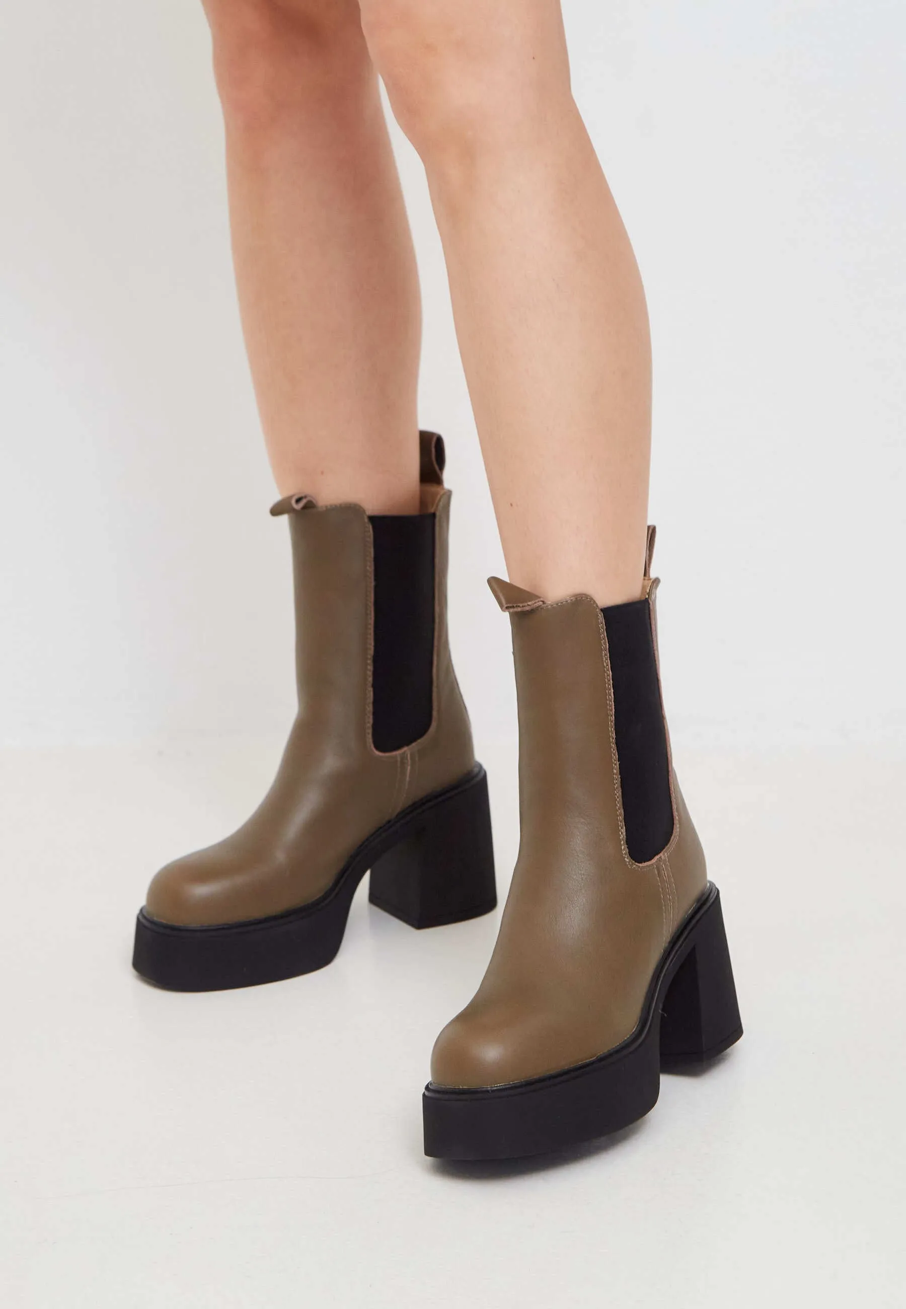 Platform Chelsea Ankle Boots - Biege